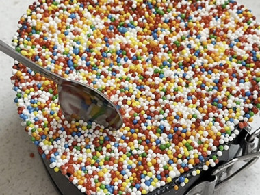 ��� ���� (Dot Cake)