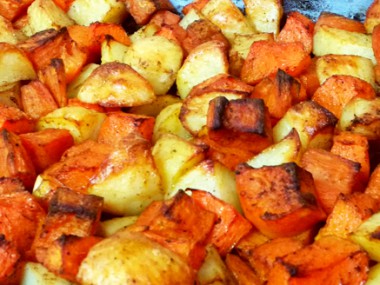 קוביות תפוחי אדמה, בטטה ודלעת בתנור